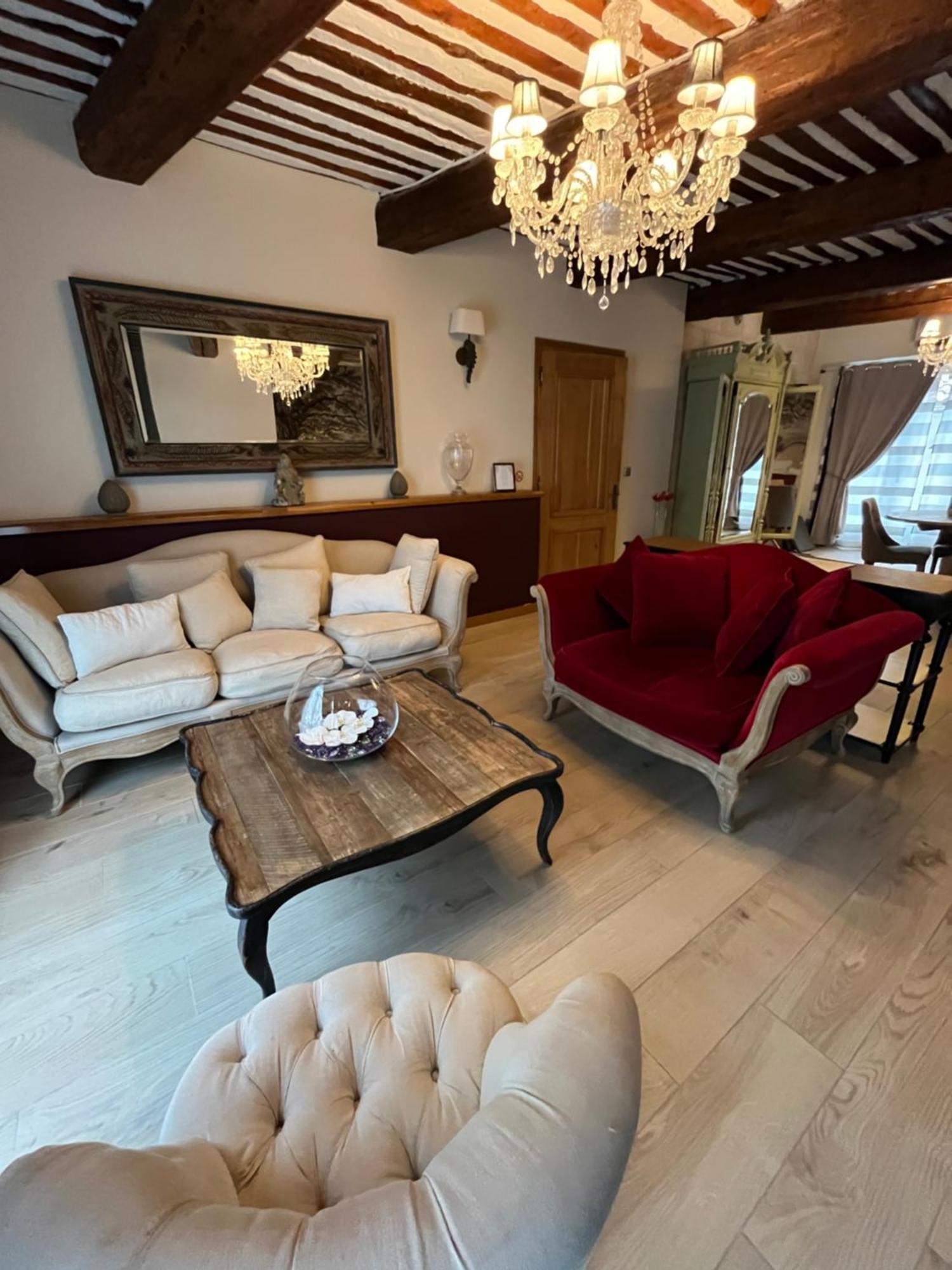 Maison D'Hotes Les Varietes Saint-Rémy-de-Provence Eksteriør bilde