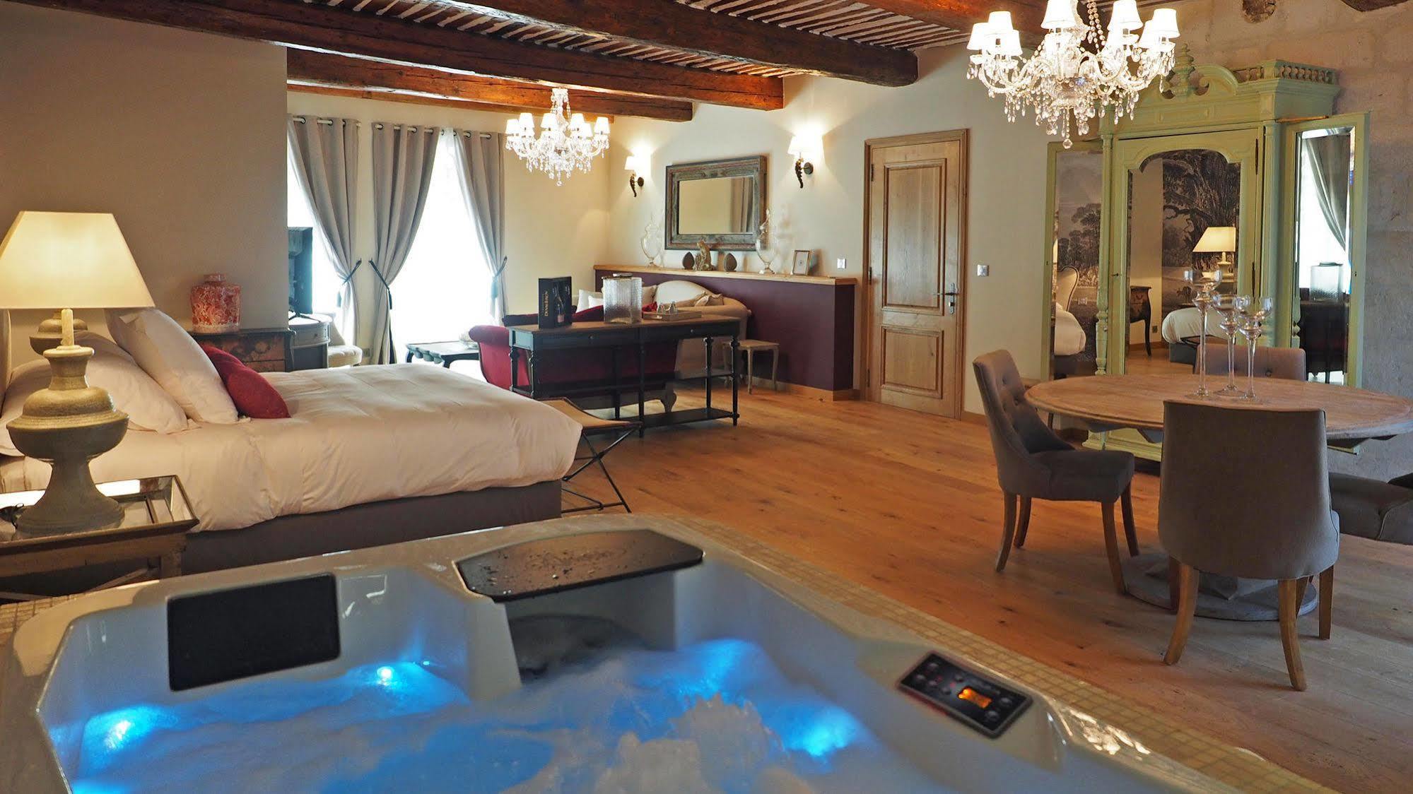 Maison D'Hotes Les Varietes Saint-Rémy-de-Provence Eksteriør bilde