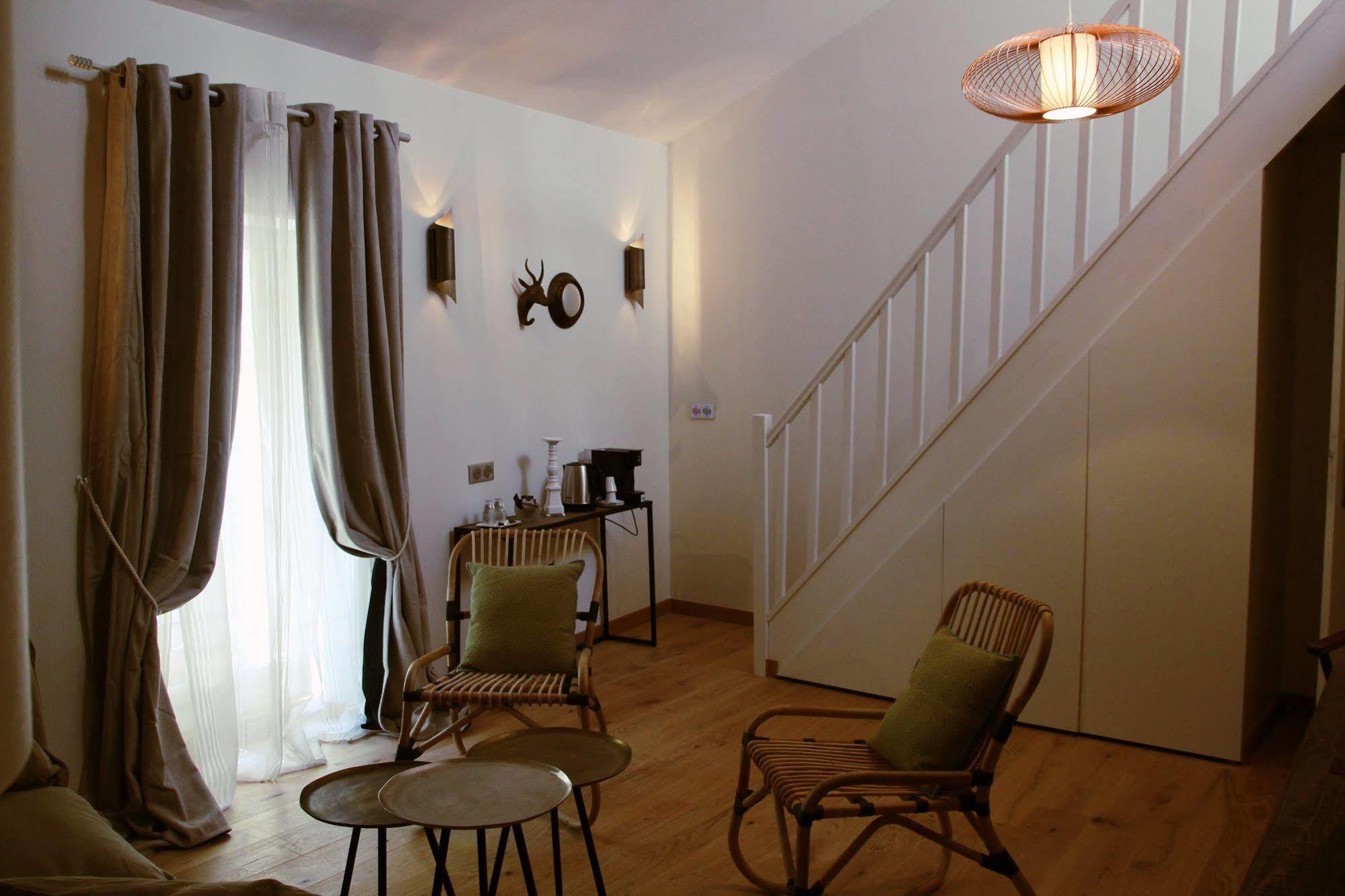 Maison D'Hotes Les Varietes Saint-Rémy-de-Provence Eksteriør bilde