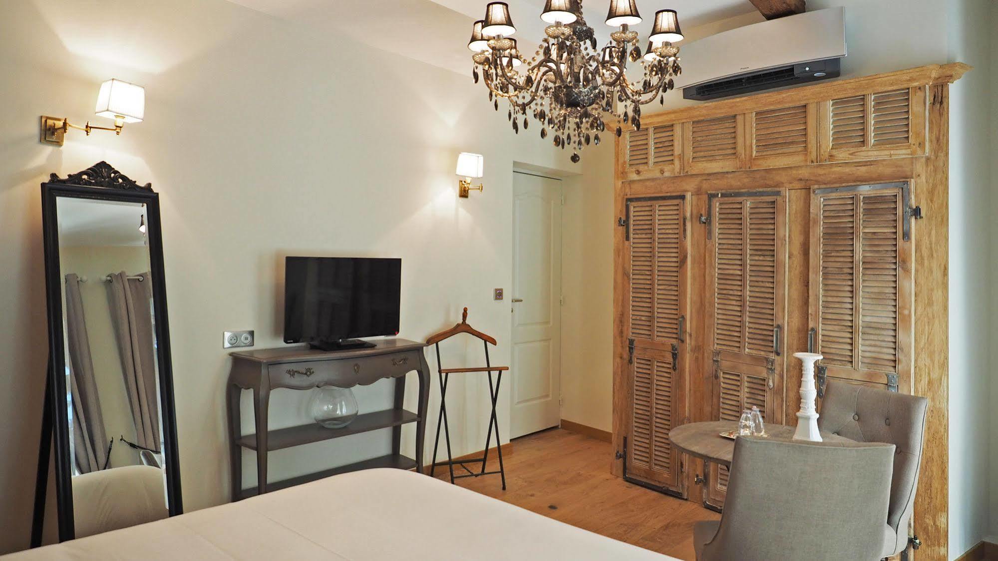 Maison D'Hotes Les Varietes Saint-Rémy-de-Provence Eksteriør bilde